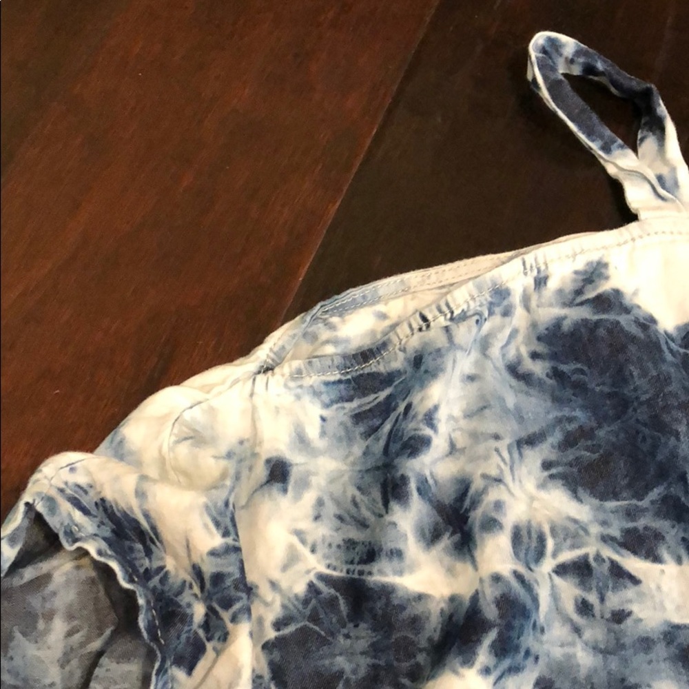 🔵⚪️ Denim Tye dye cropped top ⚪️🔵 - Picture 5 of 7